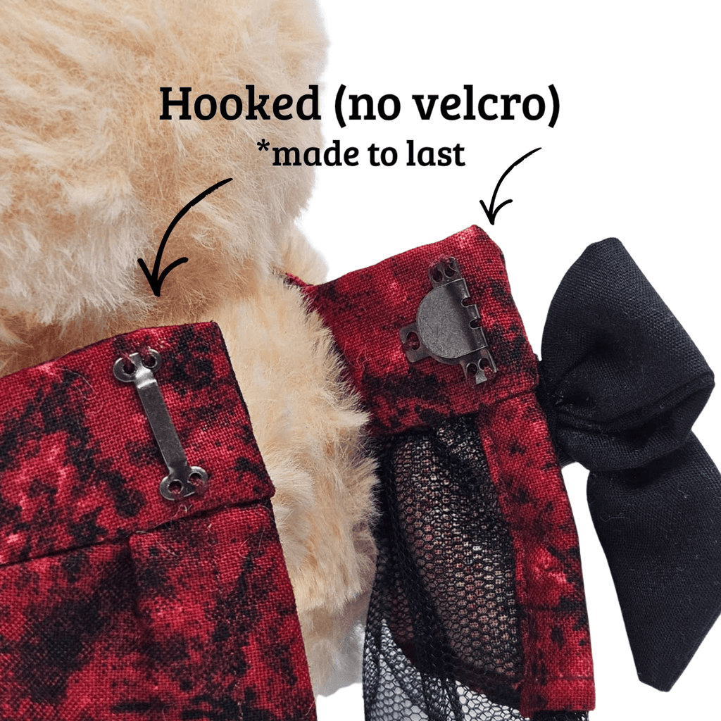 Monstroclaustrohemophobia Labubu outfit set – Iron Lung inspired deep red dress velcro free hook instead by Bubu Atelier