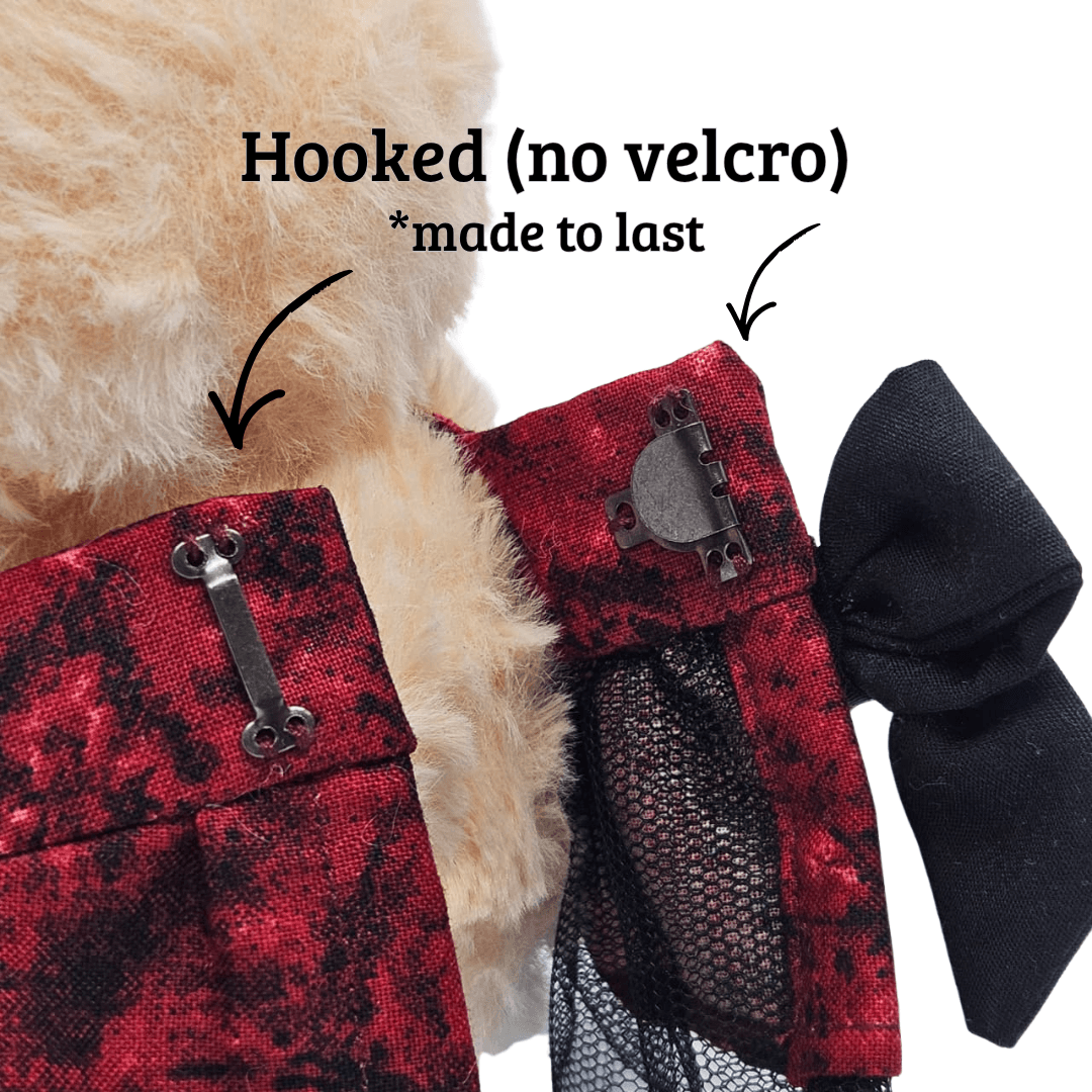 Monstroclaustrohemophobia Labubu outfit set – Iron Lung inspired deep red dress velcro free hook instead by Bubu Atelier